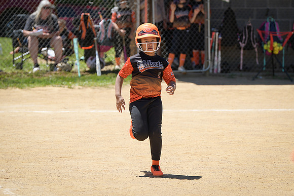 1135