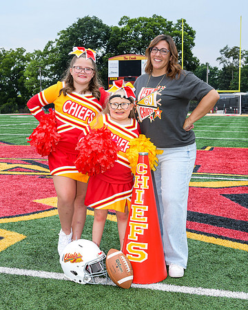 Savannah, Lillyann Kinney and Mom