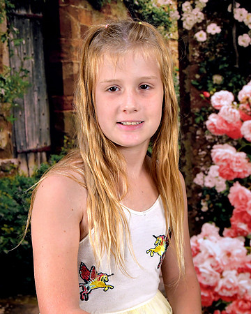 4425