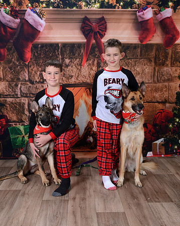 22836