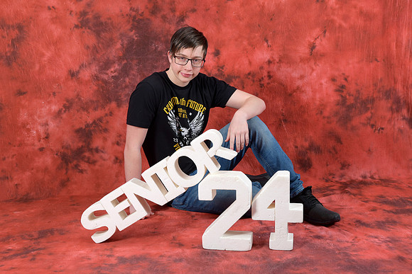 12649