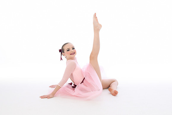 3683