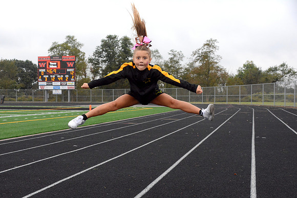 083