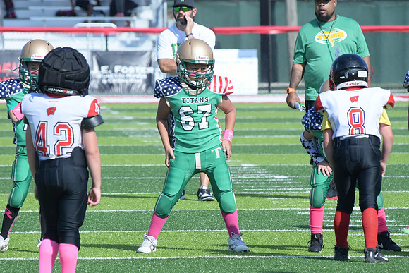 085