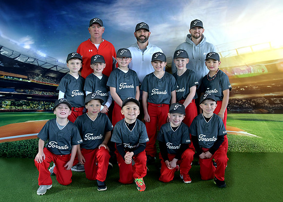 Pinto Grey Team Photo